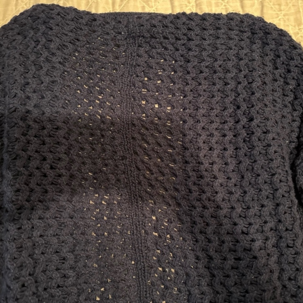 Forever 21 Deep Blue Textured Women’s Cardigan- size- medium. Great condition! - Picture 7 of 10